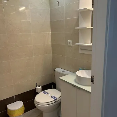 Holidays2fuengirola Studio Front Promenade & Pool *